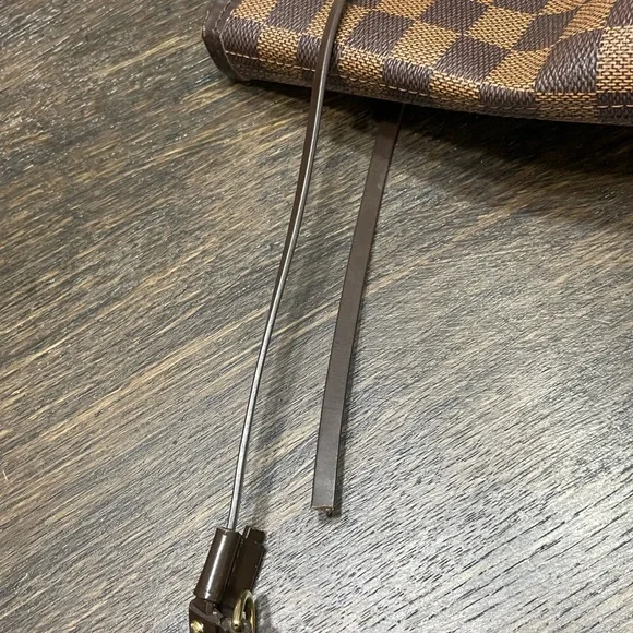 Authentic Louis Vuitton neverfull MM - Picture 10 of 16